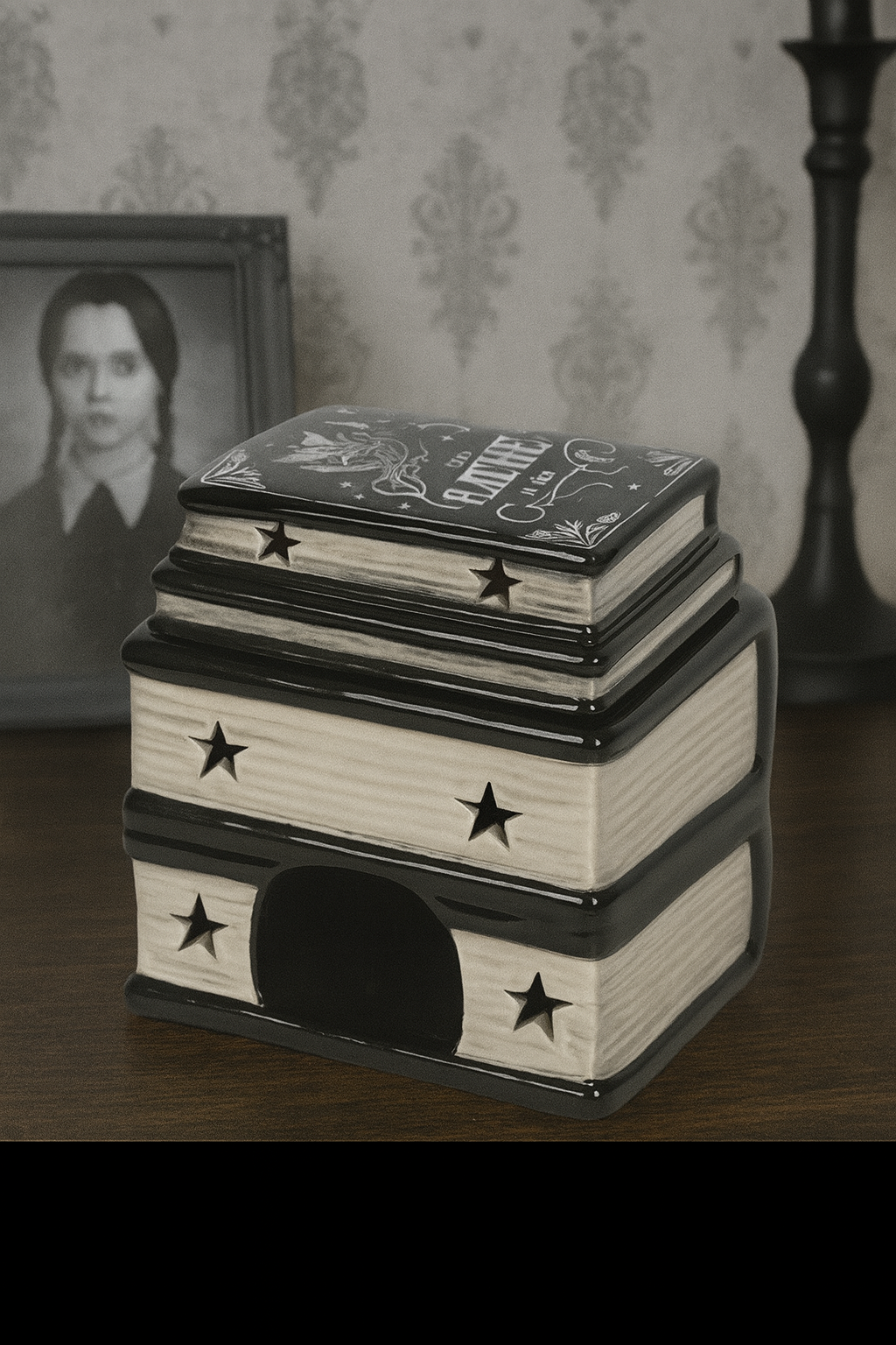 Brûleur à fondant “Livre des sorts ” – PRÉCOMMANDE