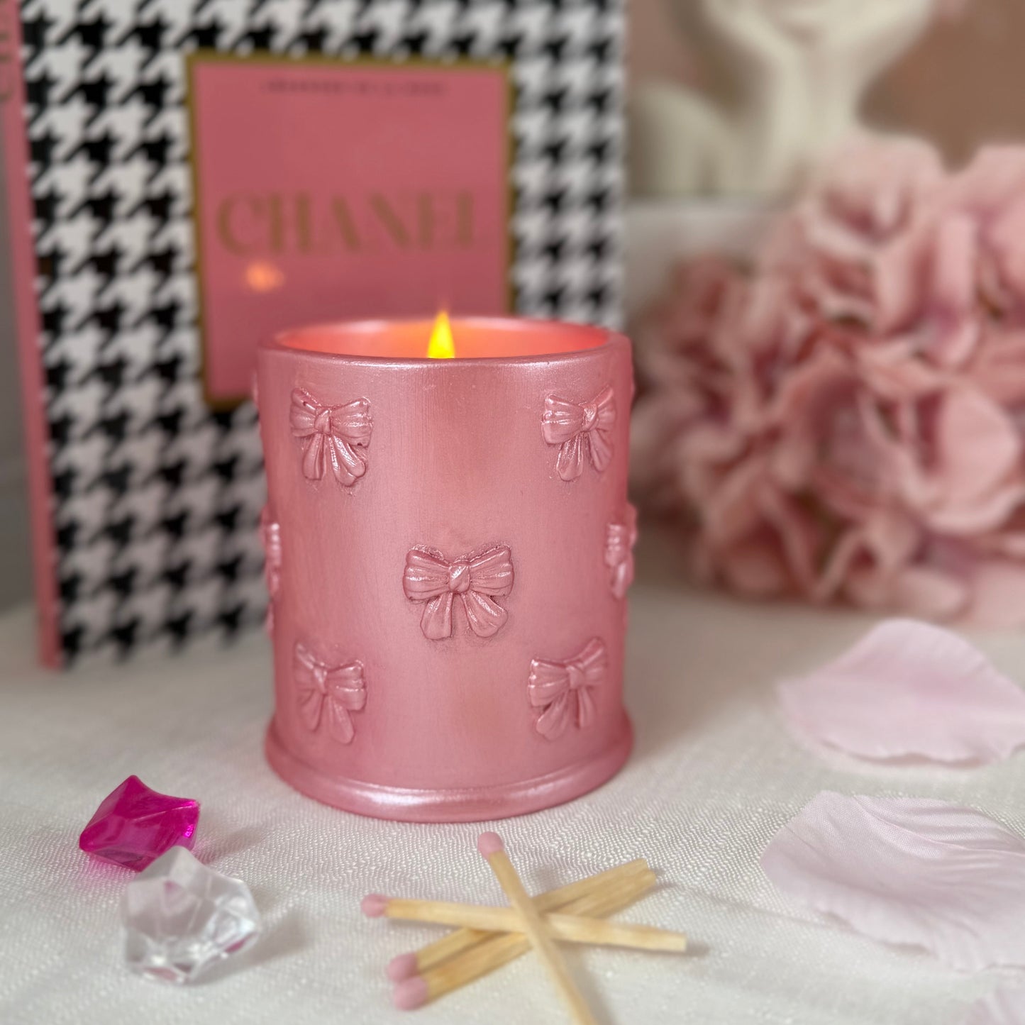 Bougie Pot en Jesmonite Motif Nœud – Fait Main – Peint à  la main - Blanc ou Rose