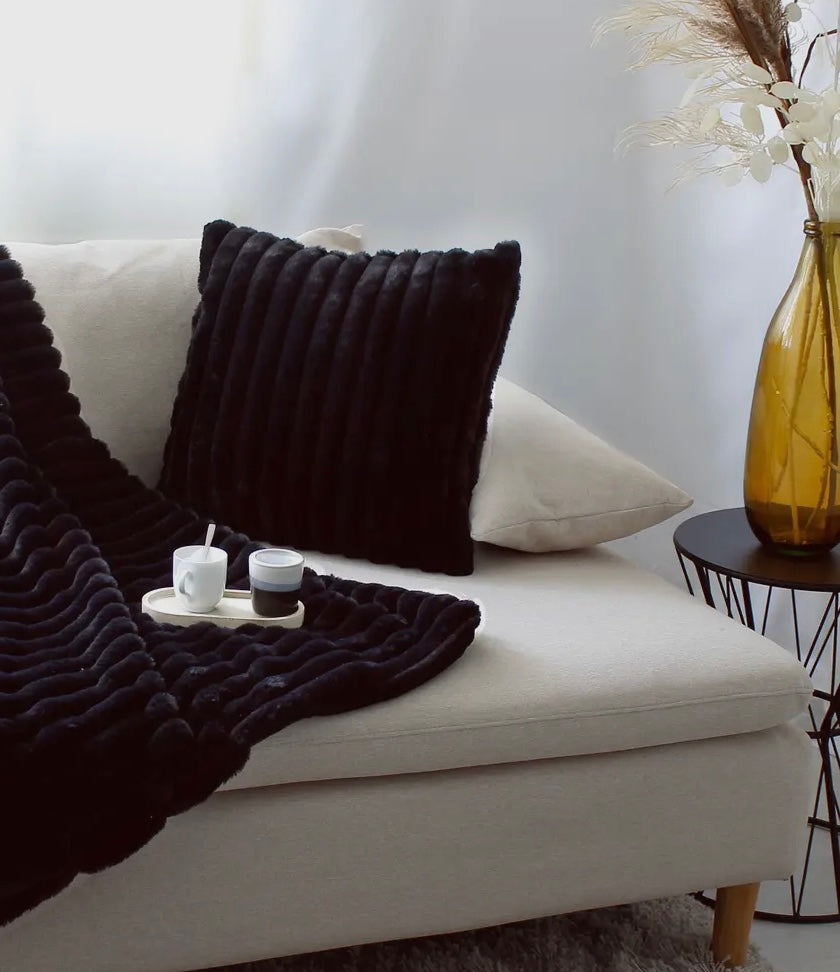 Coussin carré, fausse fourrure côtelée - Déhoussables - 40x40cm, Matisse