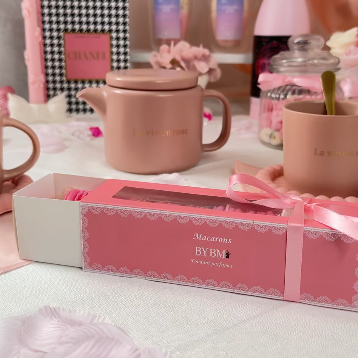 Coffret de 8 Fondants Parfumés – Macarons – Cire Végétale & Parfums de Grasse – Sans CMR ni Phtalates