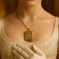 Collier médaillon doré en acier inoxydable - “You Are My Favourite Chapter” - PRÉCOMMANDE