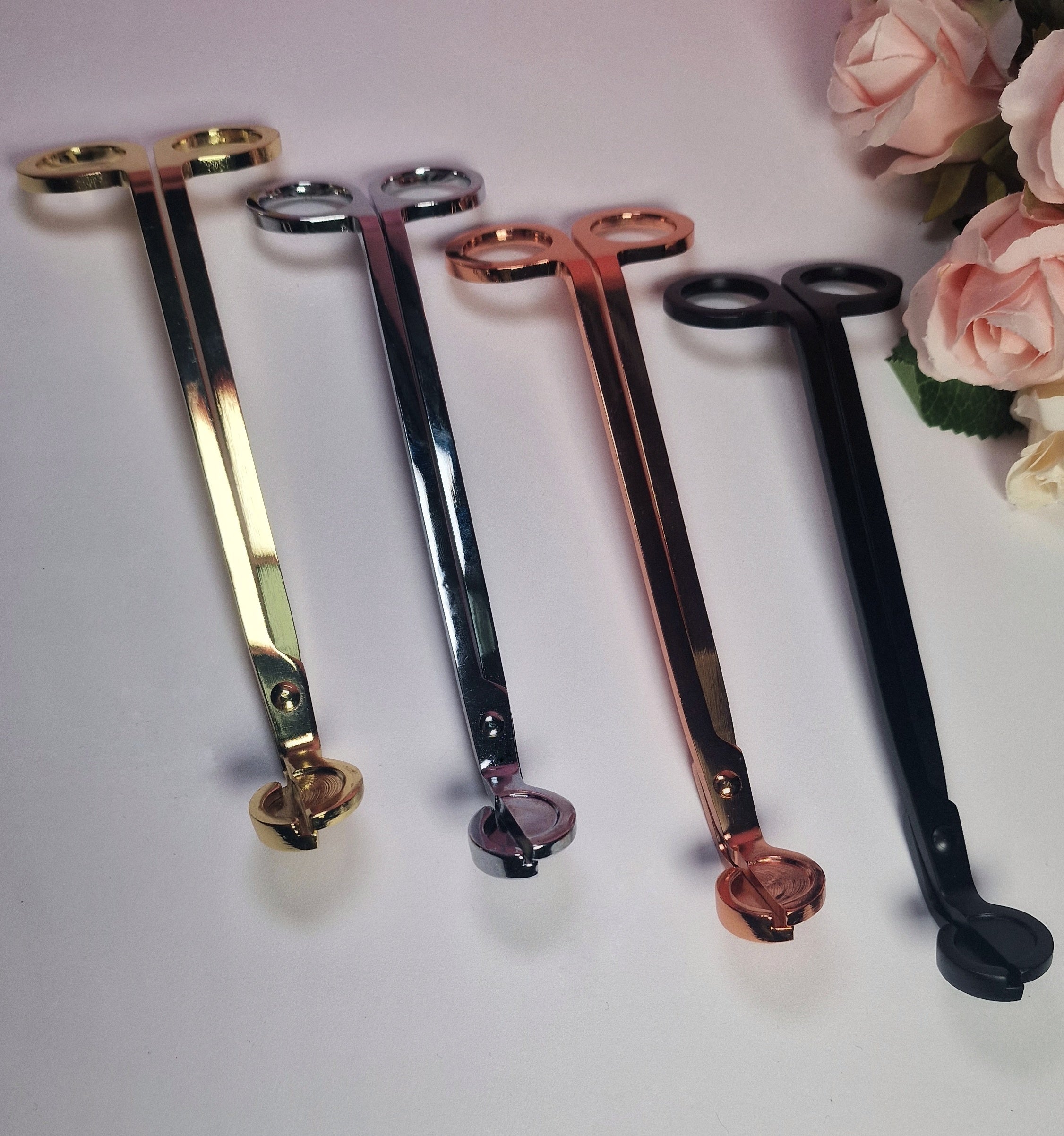 Coupe-mèche à bougie argent, élégant, idéal pour maintenir une combustion propre et prolonger la durée de vie de vos bougies.