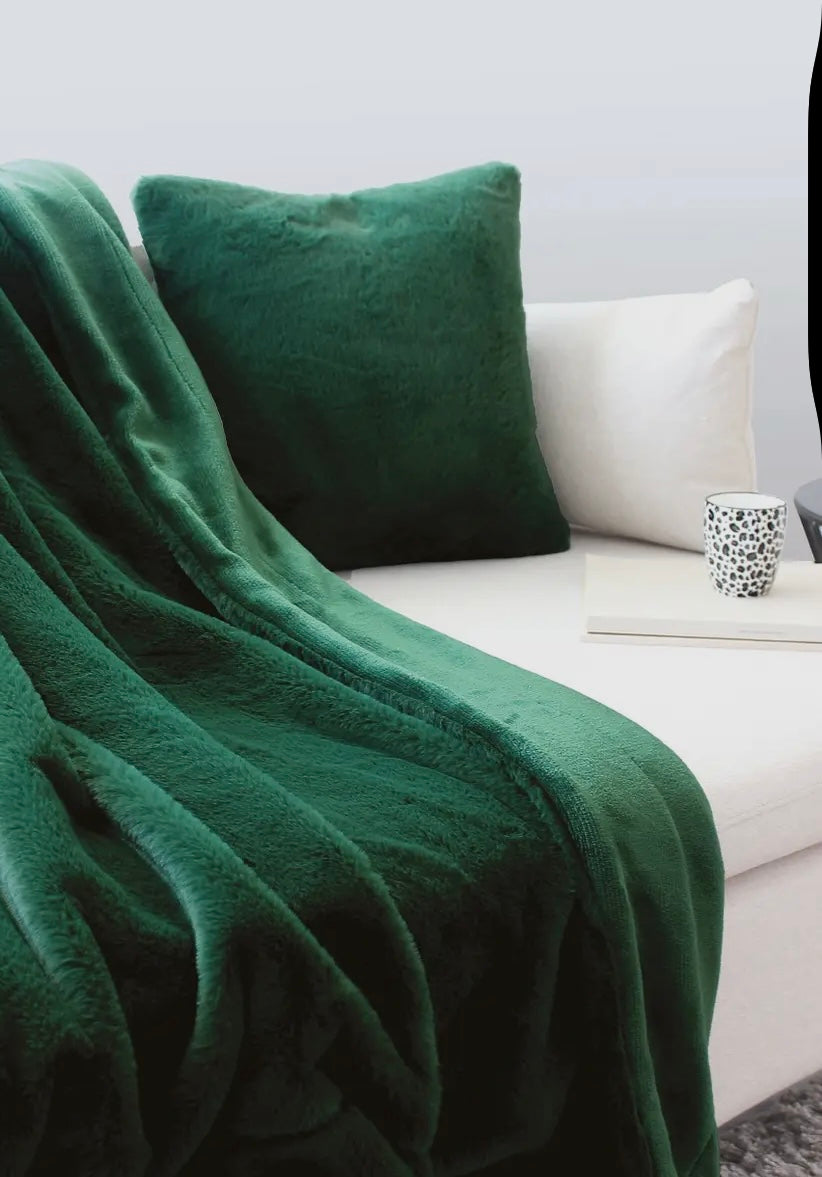 Coussin effet fausse fourrure - 40x40cm - Déhoussable -  PRÉCOMMANDE