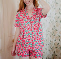 Ensemble Pyjama “Whimsical Roses” – L'Élégance Florale au Quotidien - PRÉCOMMANDE