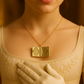 Collier médaillon doré en acier inoxydable - “You Are My Favourite Chapter” - PRÉCOMMANDE
