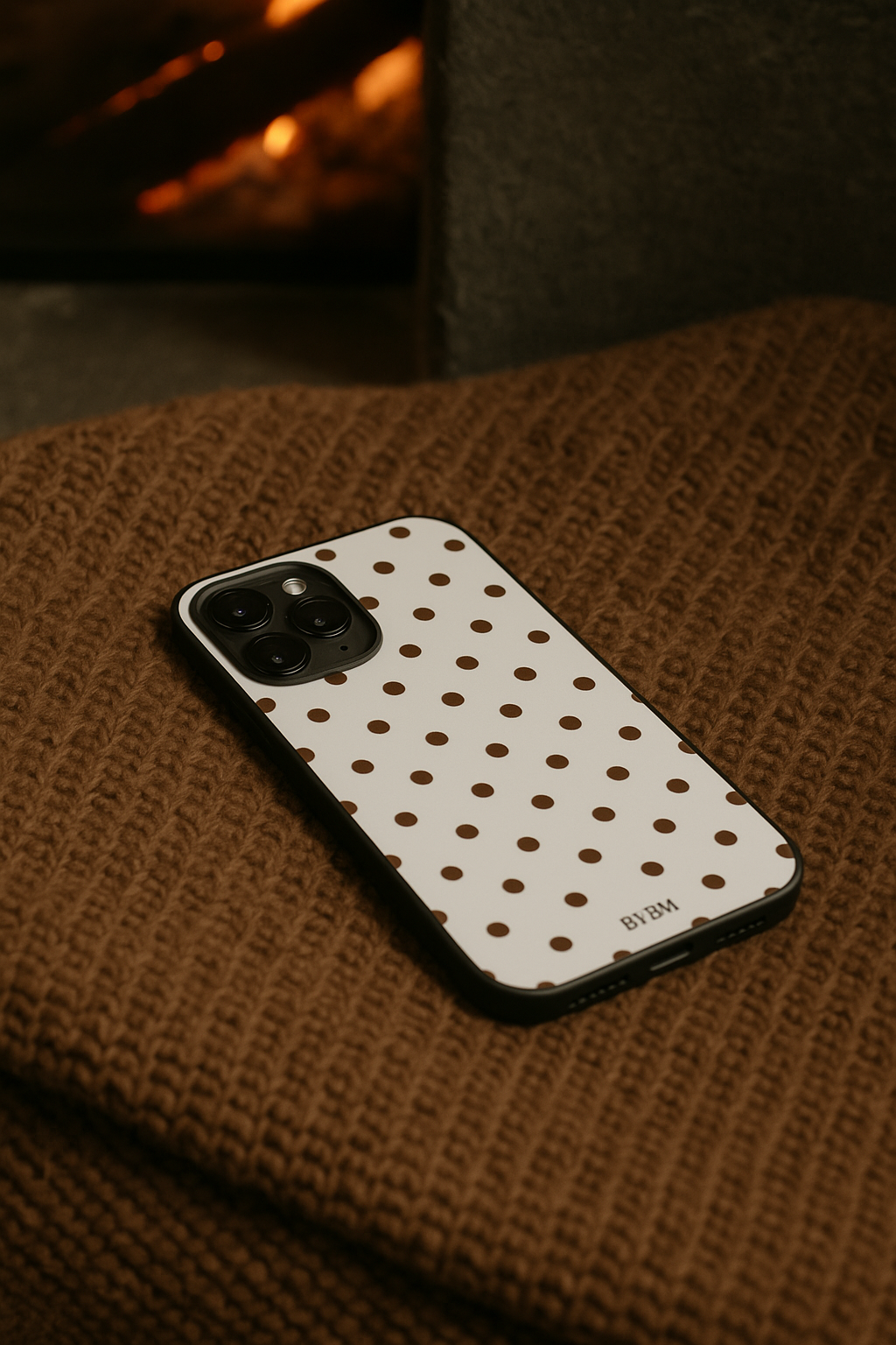 Coque de Téléphone  – Sublimé à la main - « Polka white » — La pureté chic