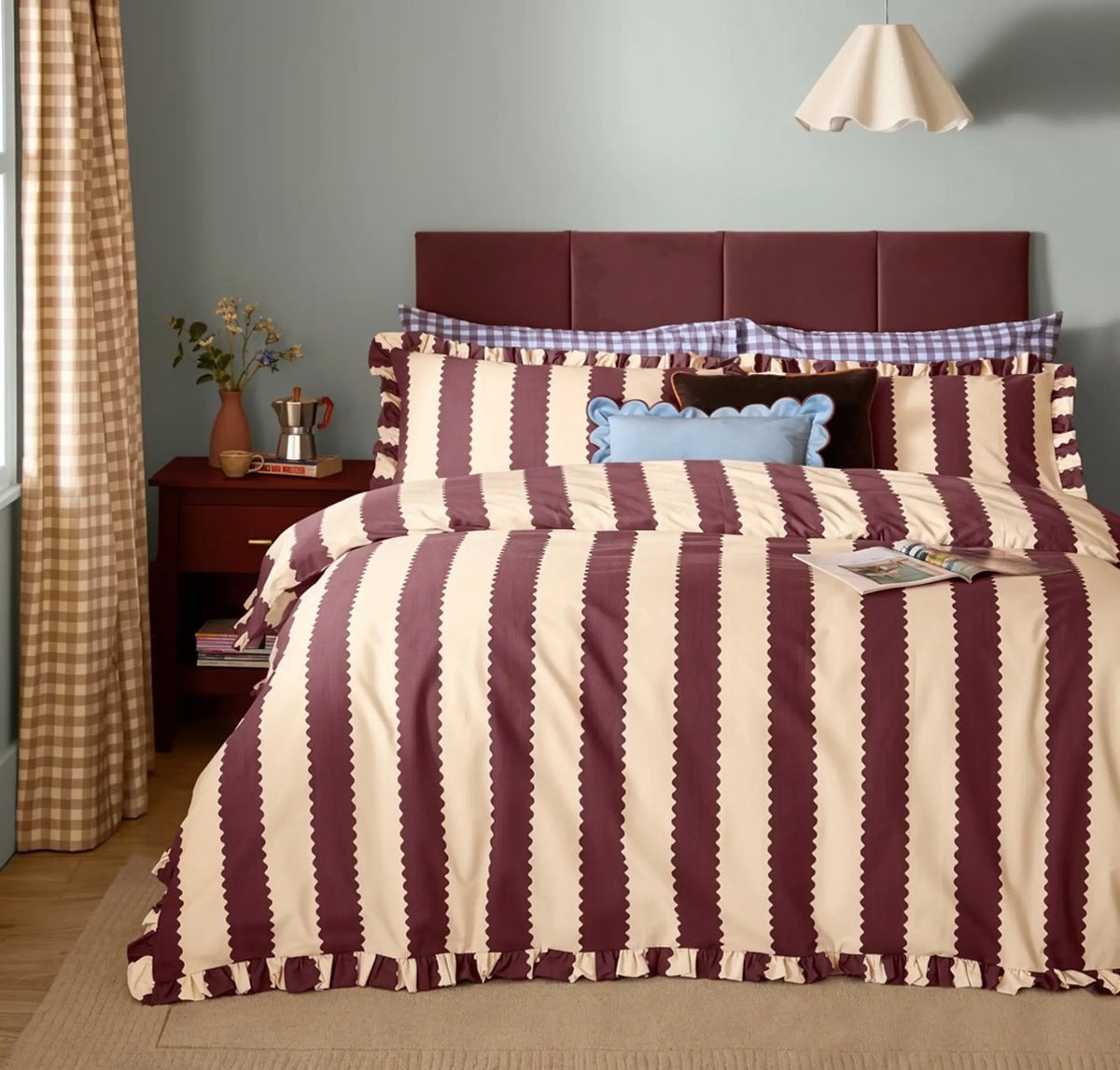 Parure de lit Birdies – Babeurre et chocolat – Plusieurs dimensions - PRÉCOMMANDE