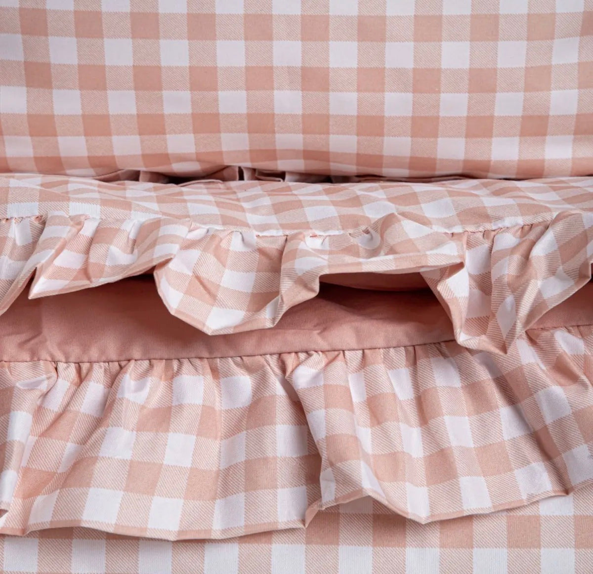 Parure de lit en microfibre polyester de 90 g/m²– Carreaux rose poudré et blanc avec volant – 140 x 200 cm - PRÉCOMMANDE