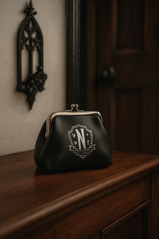 Porte-Monnaie Mercredi addams - Gothique en Simili Cuir avec Doublure & Fermoir Métal | PRÉCOMMANDE