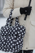 Sac Matelassé “Dot Winter” – L’audace chic en plein hiver