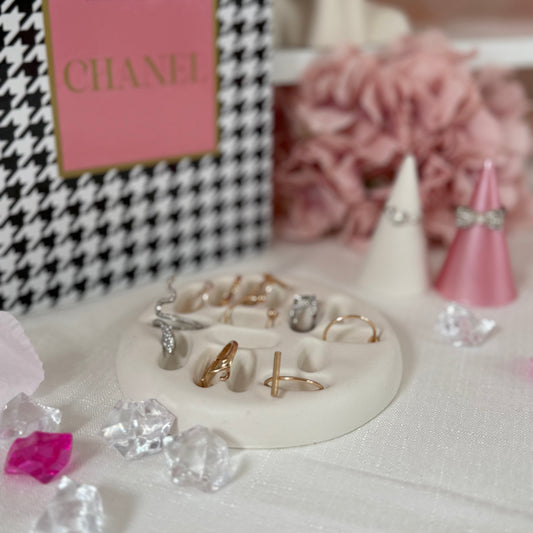 Support à Bague en Jesmonite – Conique ou Plat –  Fait Main