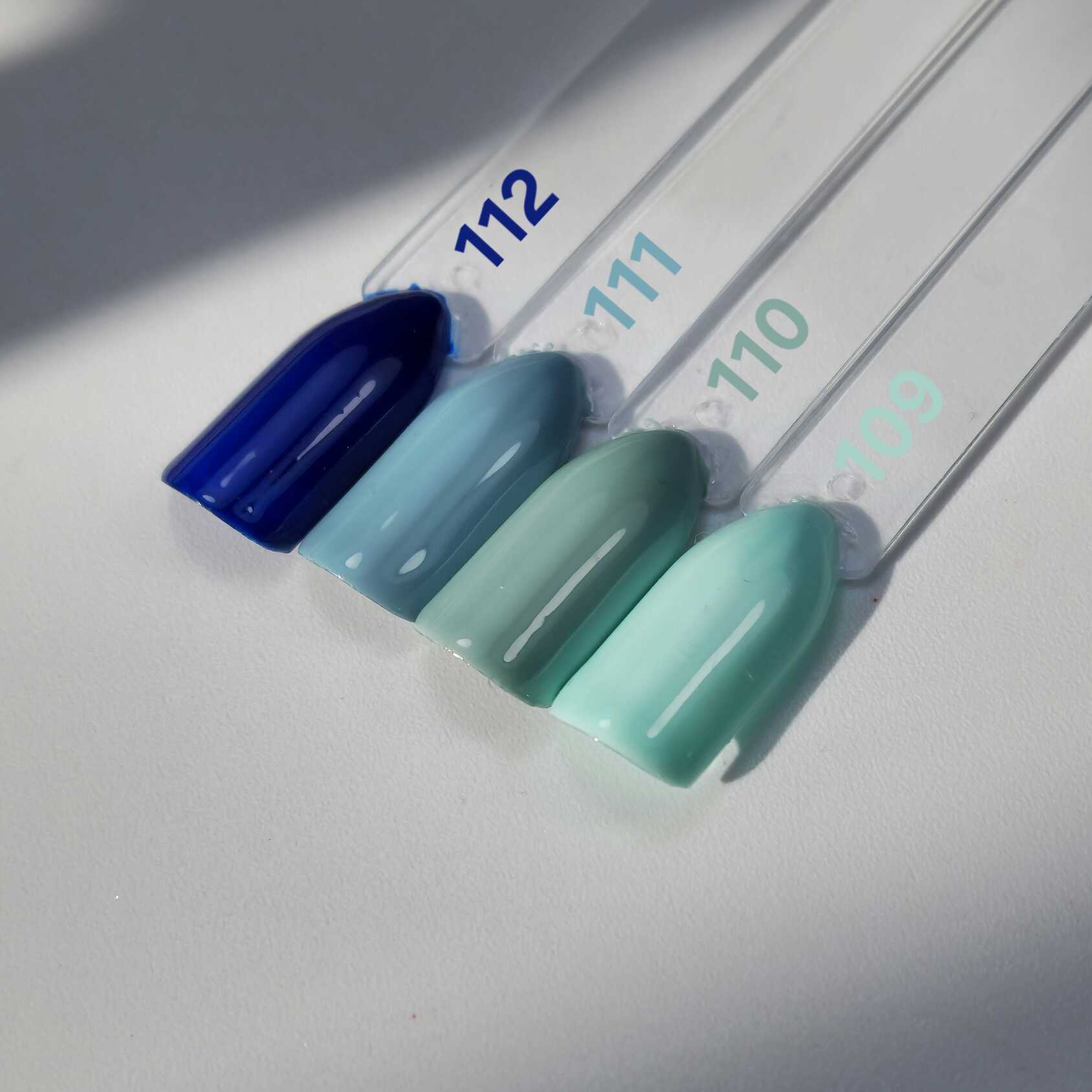 Faux-Ongles réutilisables - Les couleurs unis